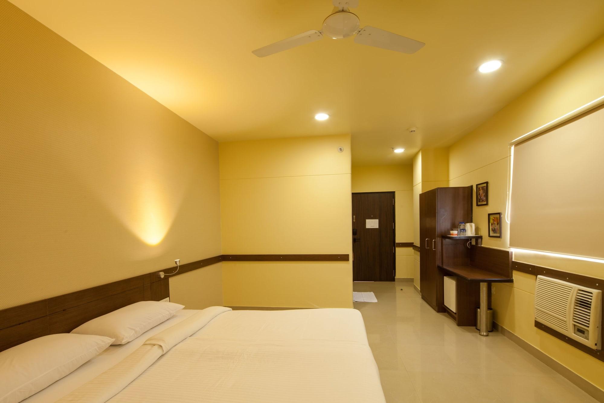 Bhubaneshwar Hotel Бхубанешвар Екстериор снимка